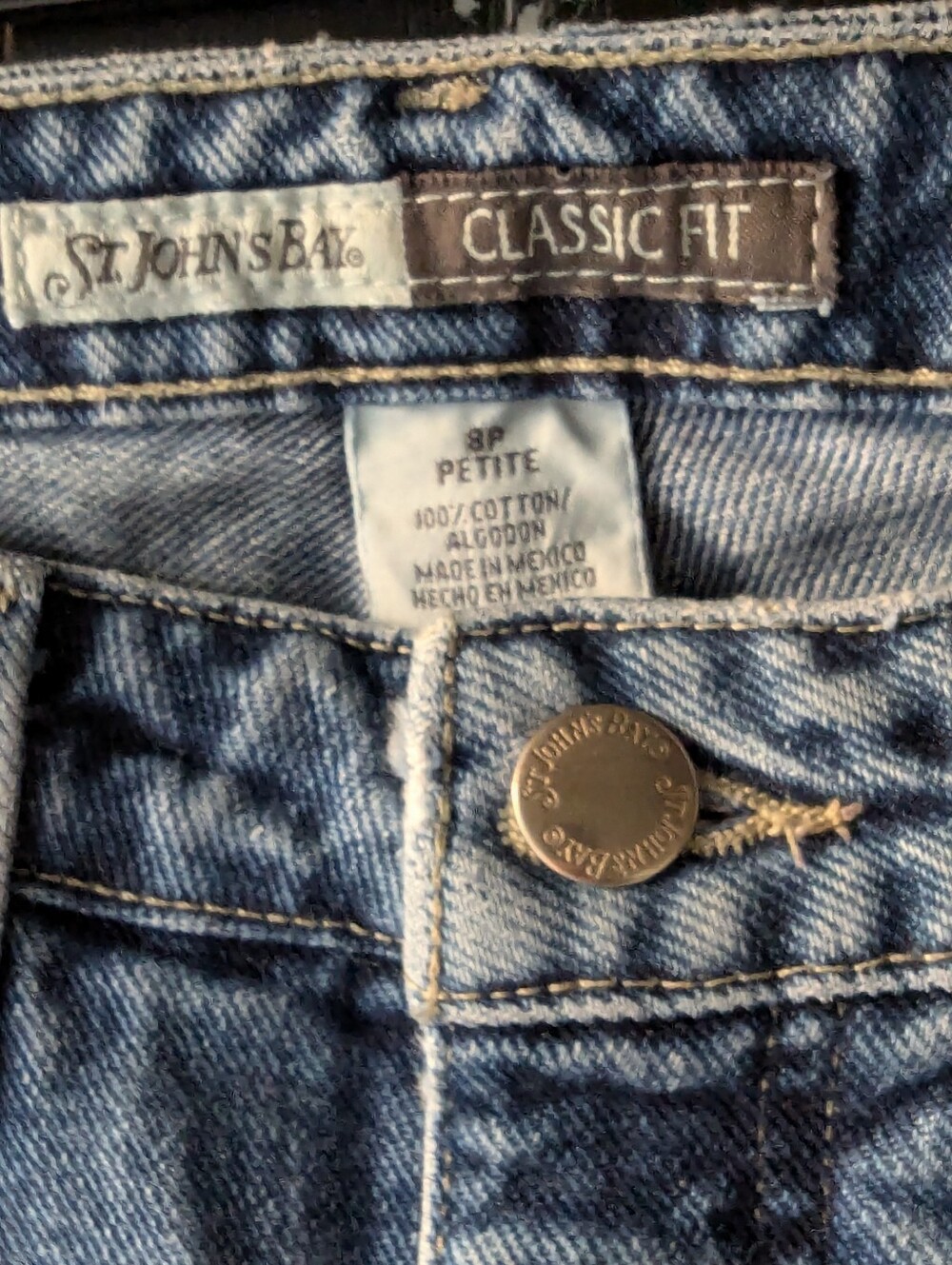 St. John's Bay Classic Fit Medium Blue Straight Leg Denim Jeans Size 8P Y2K - Picture 7 of 15